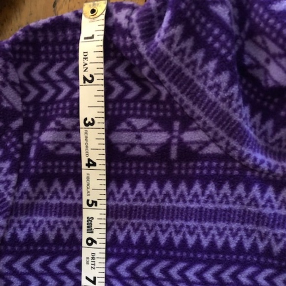 Women's Columbia Plush Purple Print T-Neck Top S - Picture 11 of 14